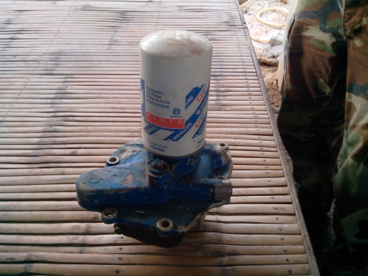 ขายปั้มขาว FORD 6610