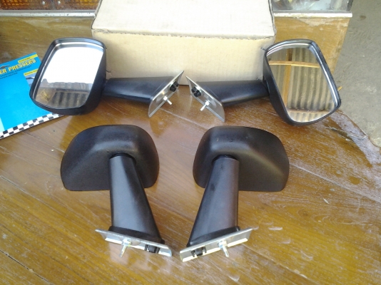 JOECLASSIC..ขายกระจกติดแก้มคู่ละ600..สนใจสอบฤามได้..