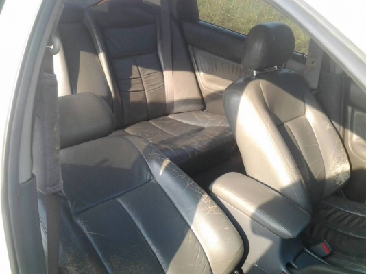 ACCORD ก้อนเดียว VTEC / MT/ABS ไฟฟ้าทั้งคัน 79,000 ACCORD ก้อนเดียว VTEC / MT/ABS ไฟฟ้าทั้งคัน 79,000