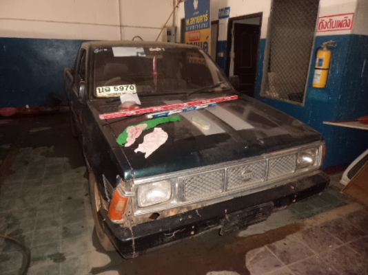 ขายกระบะ NISSAN ตอนเดียว ปี1987 ขายตามสภาพ086-4457033 ไม่ลดแล้วครับ