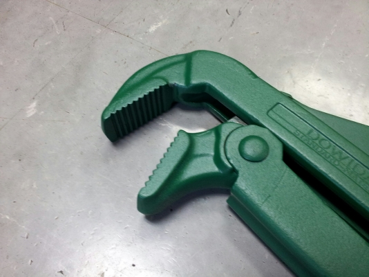 ขายประแจจับแป๊บ 4" ปรับสภาพสีแล้ว ปากยังสวย ขายประแจจับแป๊บ 4" ปรับสภาพสีแล้ว ปากยังสวย