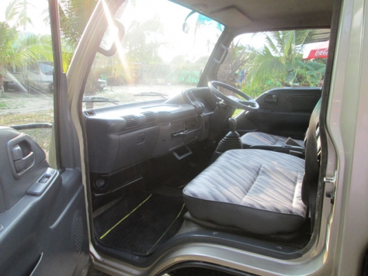 ISUZU NKR 58 E เครื่อง 4 BE1  110 HP. แรงบรรทุก 4 ล้อไม่ติดเวลา