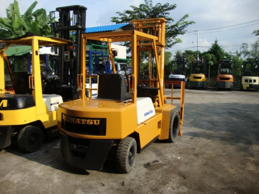 +++++++ ขายด่วน !!! รถโฟล์คลิฟท์  KOMATSU  FD25-10  (รถนอก  สภาพดี)   เครื่องยนต์ดีเซล  เสา 4 เมตร  ฮิ้งค์โฟล์ค  ล้อหน้าคู่  เกียร์ธรรมดา  งา 1,070   มม.  ****** สนใจเข้ามาลองรถก่อนได้  ราคาคุยกันได้ครับ *******