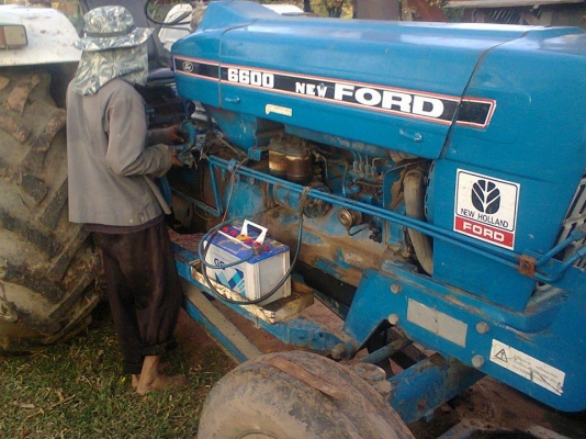 ขายรถไถ่ Ford 77กลองใหญ่ เครืองc7 เกียร์c7