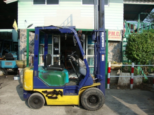 ++++++  ขายด่วน!!! รถโฟล์คลิฟท์  KOMATSU  FD15-16  (รถสภาพดี  พร้อมใช้)  เครื่องยนต์ดีเซล  เกียร์ธรรมดา  เสา 3 เมตร   ยางลม  ****** สนใจเข้ามาลองรถก่อนได้  ราคาคุยกันได้ครับ ********