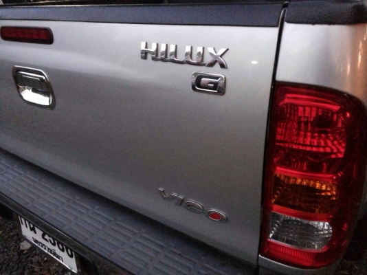 TOYOTA HILUX VIGO D4D Double Cab  3.0 MT 4WD ปี 49 รถสวยจัดทั้งคันพร้อมใช้งาน เครื่องยนต์คอมมอนเรล แห้งดีแรงดีเดิมๆวิ่งน้อย 17,000 กม. ภายในเก๋งหรูหราสวยครบ CD MP3 พ.เพาเวอร์ ก.ไฟฟ้า บันไดข้าง กระบะปูพื้นยางลายเนอร์ครบพร้อม ระบบขับเคลื่อนสี่ล้อพร้อมใช้