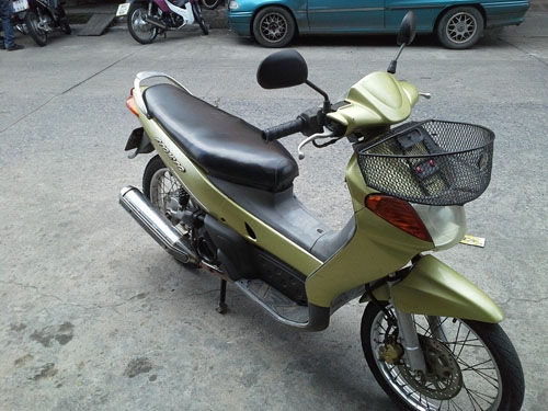 nouvo ตัวเก่า สีทอง รถบ้าน เดิมๆ เครื่องแน่น หล่อๆเลย เอกสารครบ ขับกลับบ้านได้เลยจ้า