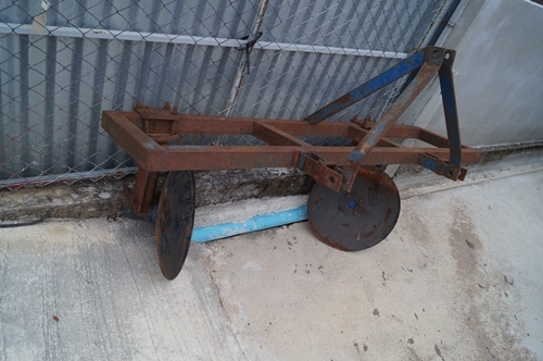 ขายผานชักร่อง สภาพเดิม ๆ ดี ๆ ถูก ๆ ครับ ขายผานชักร่อง สภาพเดิม ๆ ดี ๆ ถูก ๆ ครับ