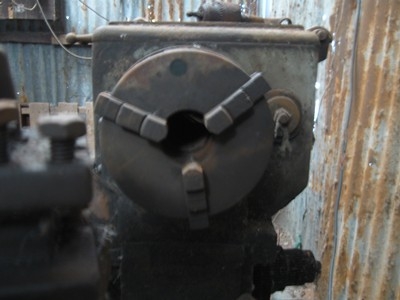 ขาย เครื่องกลึง 3 เมตร มีตัวจับ 3,4 จับ มือสอง