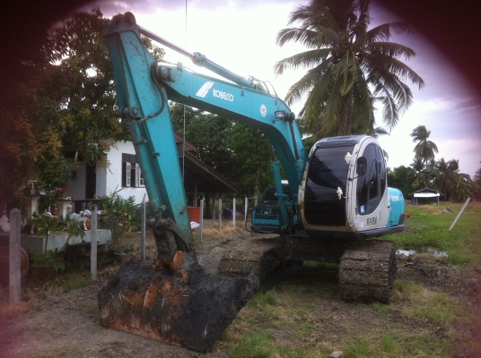 ขายด่วน KOBELCO SK120-2  MARK V  เก่านอก 1  ปี  ชม.การทำงาน 8000