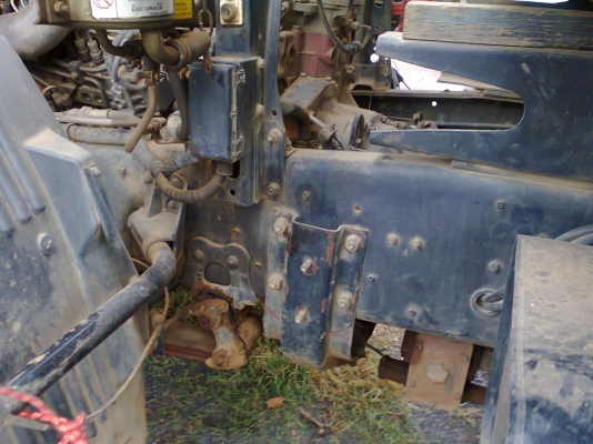 HINO MEGA 260 แรงม้า ดัมพ์ ปี47 มีระบบลากจูง