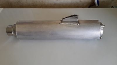 ขายคับปลายท่อเดิม CB400 เวอร์ชั่นS สวยๆไม่มีบุบ ไม่มีรอยคับ ราคา1800 บาท สนใจติดต่อ081-0578282 ส่งได้ทั่วไทยคับ