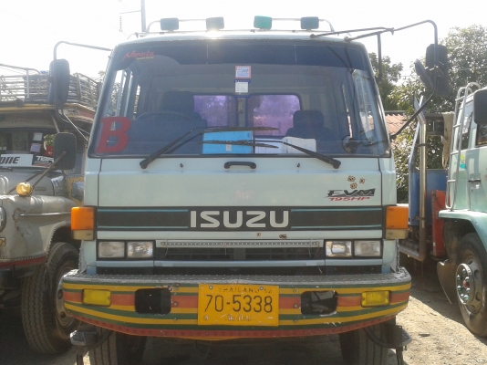 ขาย10ล้อสองเพลาติดเครน