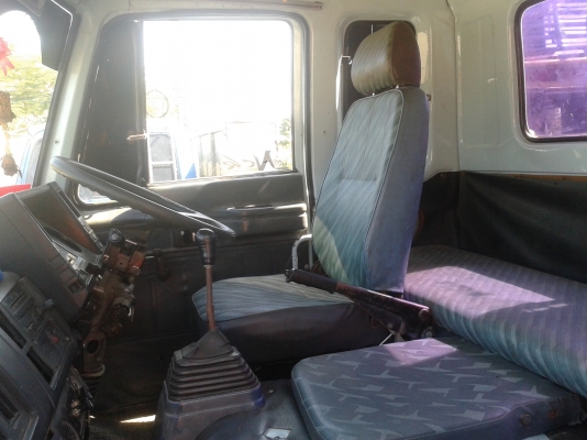 ขาย10ล้อสองเพลาติดเครน ขาย10ล้อสองเพลาติดเครน