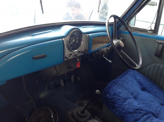 ขายMorris Minor 1000 สภาพเดิมๆทั้งคััน ขับได้เลยไม่ต้องทำไร เล่มทะเบียนพร้อมคับ สนใจติดต่อ 0947969069 , 0835755768