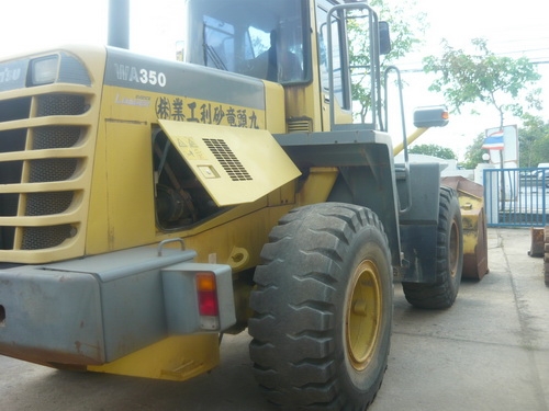 รถตักล้อยาง Komatsu WA350-3 สภาพเนี๊ยบ สวยไม่มีที่ติ
