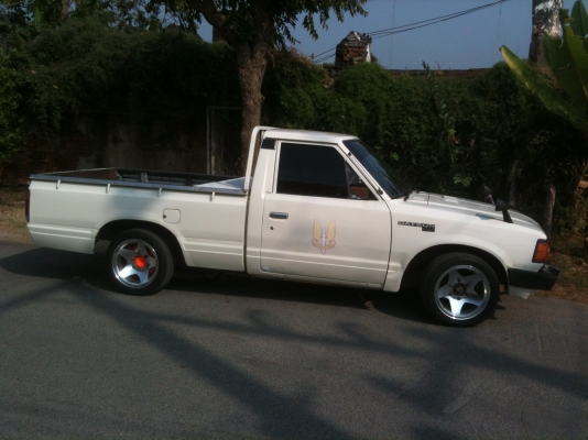 ขาย dutsun 720  สี่ขอสภาพพร้อมใช้งาน มีแอร์ ติดแก๊สลงเล่มแล้ว ทะเบียนไม่ขาด แมกขอบ15 แจ่มๆ