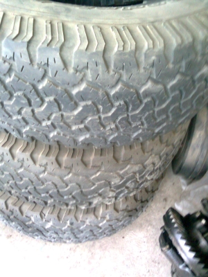 4X4 R15 6รู ยาง31x10.5R15 BF Allปี08ดอกนิ่มยางเหลือเยอะ 4X4 R15 6รู ยาง31x10.5R15 BF Allปี08ดอกนิ่มยางเหลือเยอะ