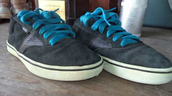 รองเท้า VANS size 41eur รองเท้า VANS size 41eur