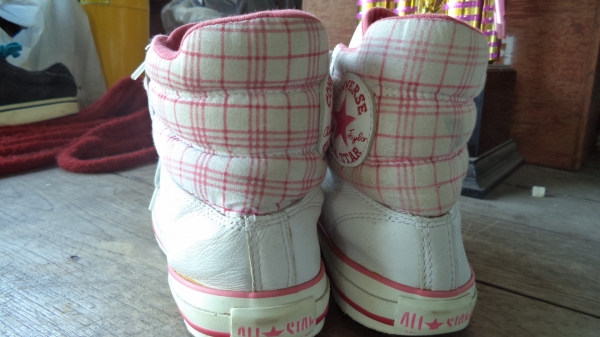 Converse  size 7uk  40eur