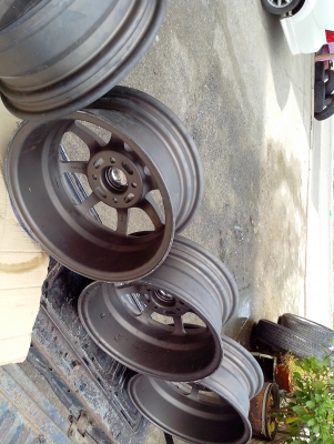 ขายแม็กขอบ14 4/100/6นิ้วลายสวยราคาถูกของใหม่ครับ