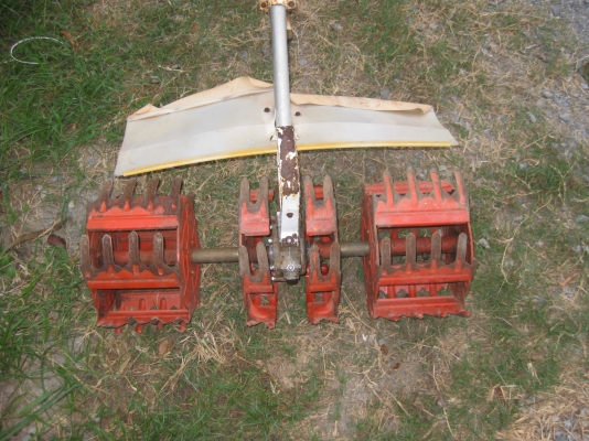 เครื่องพรวนหญ้าในร่องนาดำ