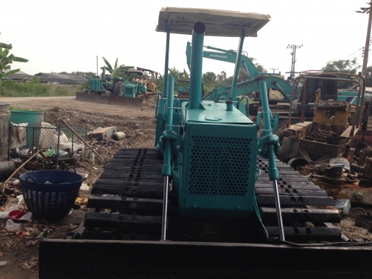 ขายD2-6 PL รถสวย ใบแทร็กเต็ม สภาพพร้อมใช้งาน ราคาต่อรองได้