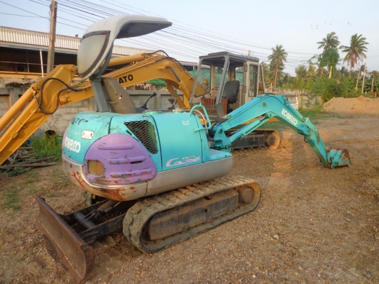 ขายรถแบคโฮ KOBELCO SK025 ติดต่อคุณจิ๊ด โทร. 089-7949488