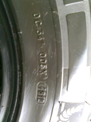 215-70-15 ปี12  1คู่ขาย1400