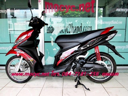 skydrive สีแดง ปี 56 รถ มี.ค   หัวฉีดประหยัดนํ้ามัน แรงด้วย125 cc.ไมล์ 7 พันโล แถมหมวกกันน๊อก  22900