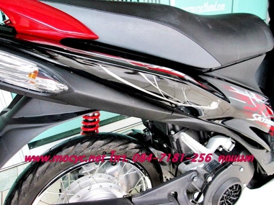 skydrive สีแดง ปี 56 รถ มี.ค   หัวฉีดประหยัดนํ้ามัน แรงด้วย125 cc.ไมล์ 7 พันโล แถมหมวกกันน๊อก  22900