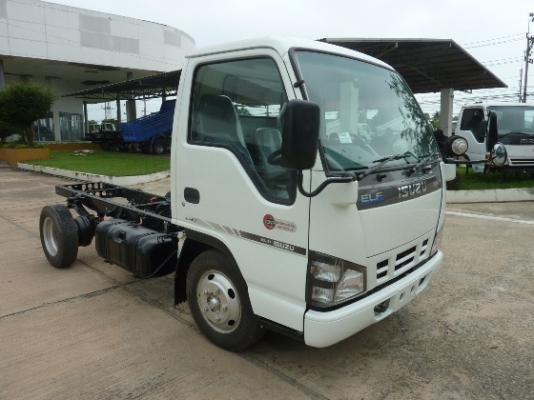 ขาย ISUZU NKR ตาเพชรเก่าญี่ปุ่น  เครื่อง 150 HP 4 สูบ4 ล้อป้ายเล็กไม่ติดเวลา
