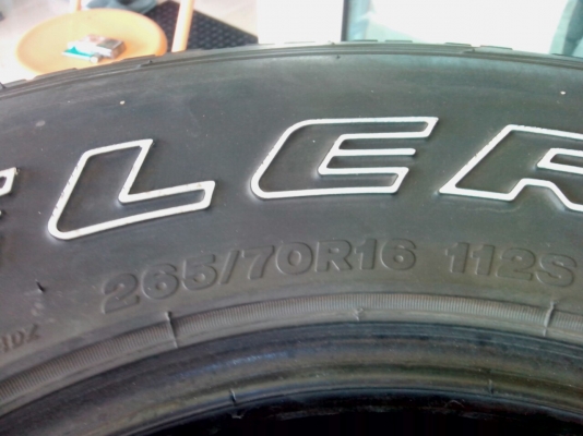 ขายยาง 265-70-16 ปี 10 4000 ครับ ขายยาง 265-70-16 ปี 10 4000 ครับ