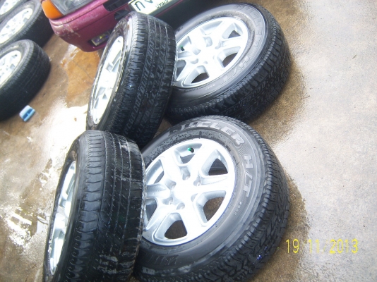 แม็กฟอร์ดขอบ 17 พร้อมยาง 265 65 17 มี 1 ชุด มาใหม่คับ