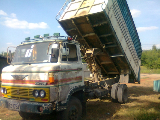 รถ 6 ล้อดั๊ม ยี่ห้อเครื่องยนต์ HINO KM 500 เครื่องยนต์ DQ100