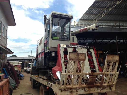 ขายรถเกี่ยวข้าว มิตซู 60 แรง เทอร์โบ แอร์เย็น เกี่ยวข้าวไม่ตก