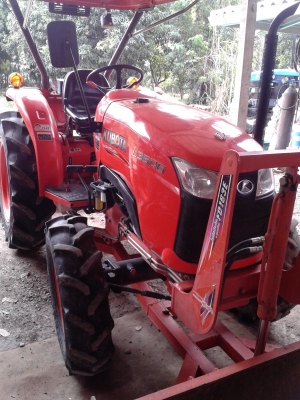 ขายรถไถคูโบต้า KUBOTA L 3608 (4WD) ขนาด 36 แรง