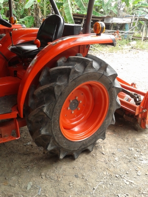 ขายรถไถคูโบต้า KUBOTA L 3608 (4WD) ขนาด 36 แรง