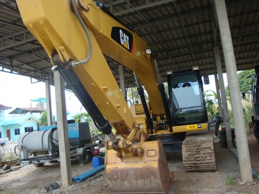 CAT 320D  3,039 ชั่วโมง กริ๊บสภาพเดิมไม่มีการแต่งสี รถบ้าน