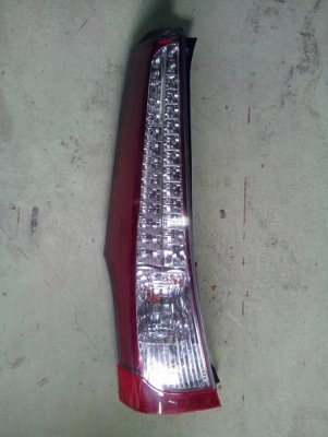 ขายไฟท้าย Mitsubishi Space Wagon ด้านซ้าย