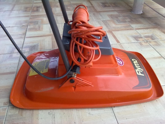 รถตัดหญ้า FLYMO