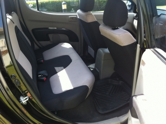 ขายรถ TRITON PLUS 09 มือเดียวติดแก็สหัวฉีดครับ ขายรถ TRITON PLUS 09 มือเดียวติดแก็สหัวฉีดครับ