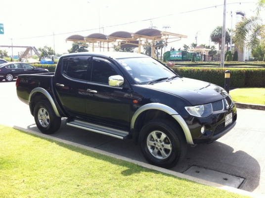 ขายรถ TRITON PLUS 09 มือเดียวติดแก็สหัวฉีดครับ