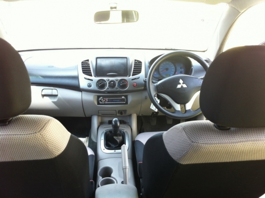 ขายรถ TRITON PLUS 09 มือเดียวติดแก็สหัวฉีดครับ ขายรถ TRITON PLUS 09 มือเดียวติดแก็สหัวฉีดครับ