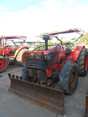 รถแทรคเตอร์ คูโบต้า M7040 พร้อมใบมีด