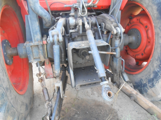 รถแทรคเตอร์ คูโบต้า M7040 พร้อมใบมีด