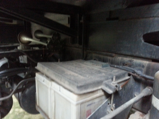 ISUZU FVM    นายเจษฏา สุราษ มัดจำแล้ว 10,000 บาทแล้วค่ะ จนถึงวันที่ 15 มค.2557