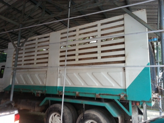 ISUZU FVM    นายเจษฏา สุราษ มัดจำแล้ว 10,000 บาทแล้วค่ะ จนถึงวันที่ 15 มค.2557