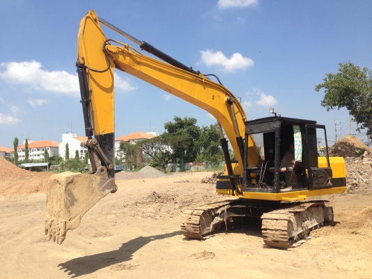 ขาย แบคโฮ cat 120b ต่อรองใด้คับ ขายเพราะเลิกกิจการ
