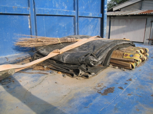 ขายสิบล้อมิตซูบิชิ FN515 เครื่อง 6D14 175 HP เพลาเดียว พื้นเรียบ สภาพสวยสุดๆ